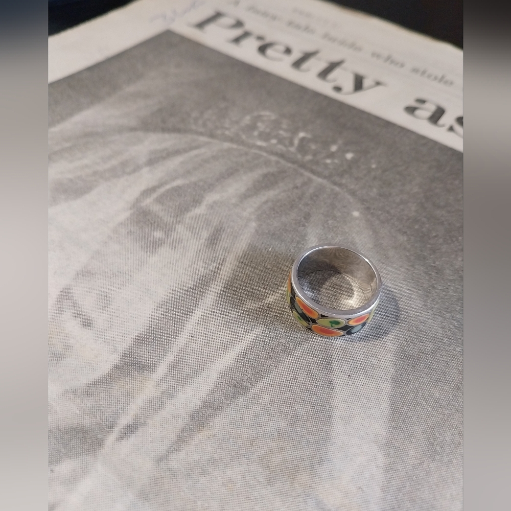 Sterling Silver Enamel Ring - Picture 14 of 15